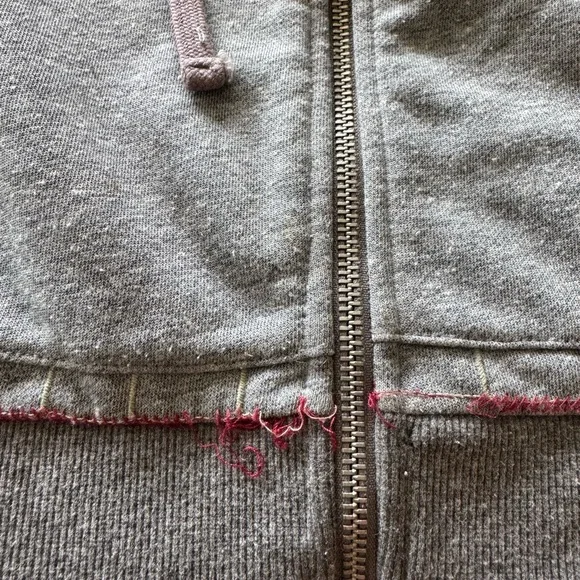 Driftwood embroidered zip up hoodie - Picture 7 of 7